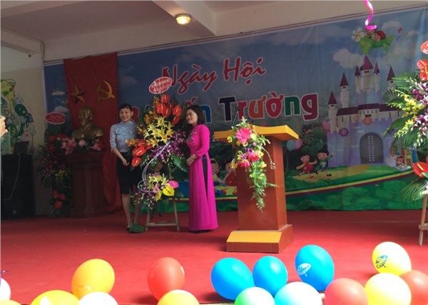 Trường mầm non Sơn Ca tưng bừng tổ chức lễ khai giảng năm học 2017 - 2018.